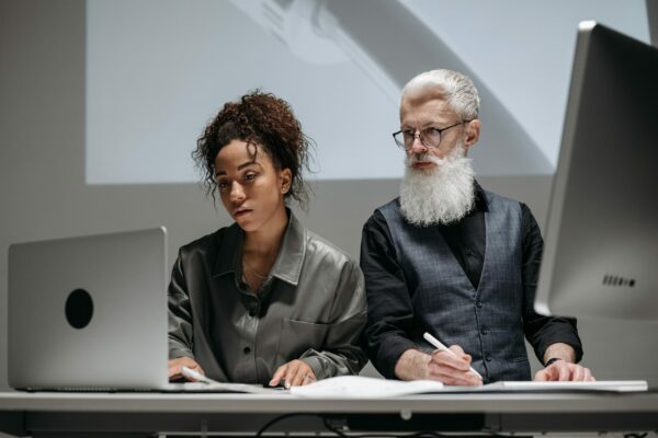 Can banks innovate like amazon cover pic